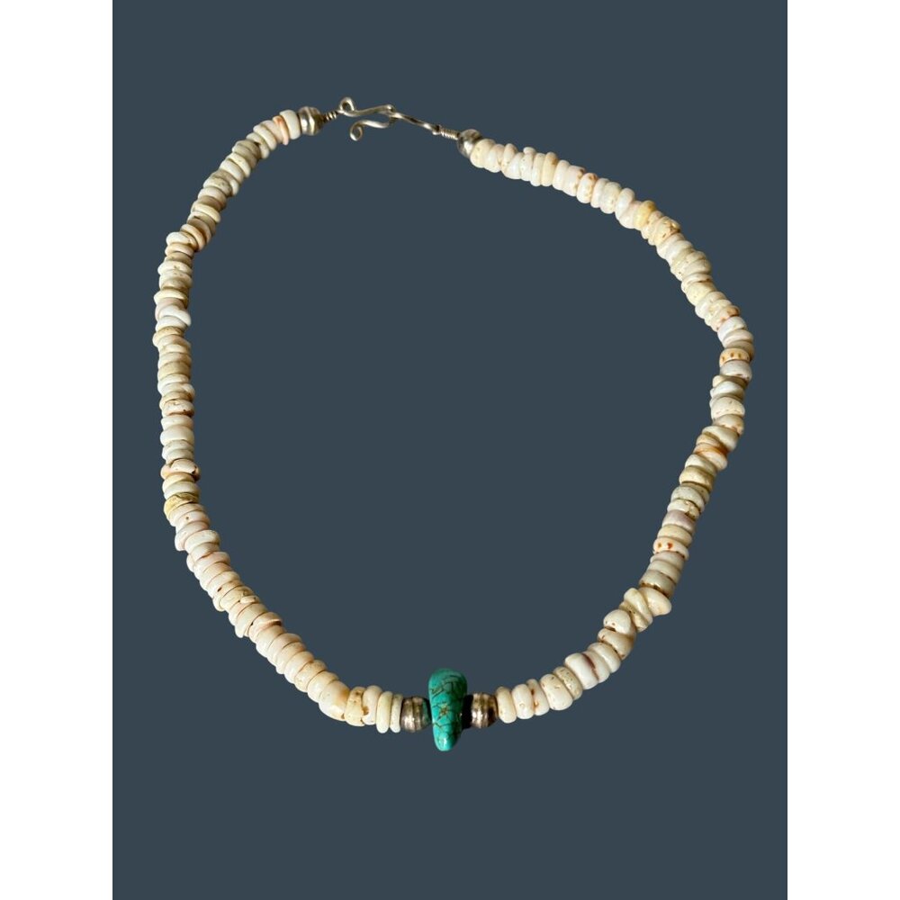 Old Southwestern Puka Oyster Shell Necklace Turquoise Accent & Sterling Silver - Picture 12 of 12
